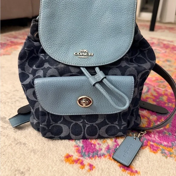 Coach mini backpack. - Picture 3 of 8